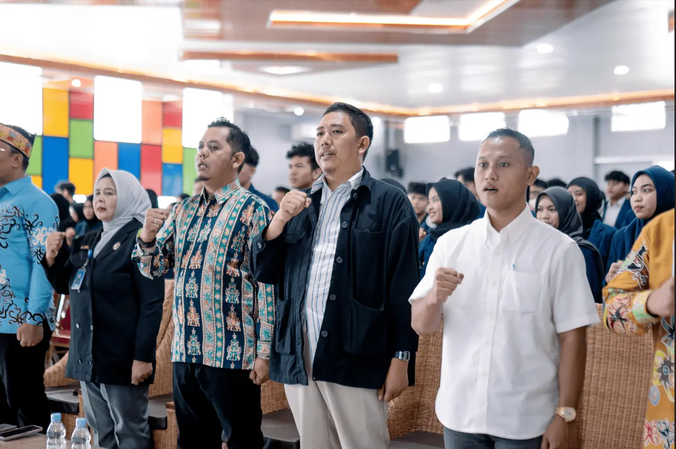 KPID KALTENG PERKUAT LITERASI PENYIARAN LEWAT KULIAH UMUM DAN PENANDATANGANAN MoU